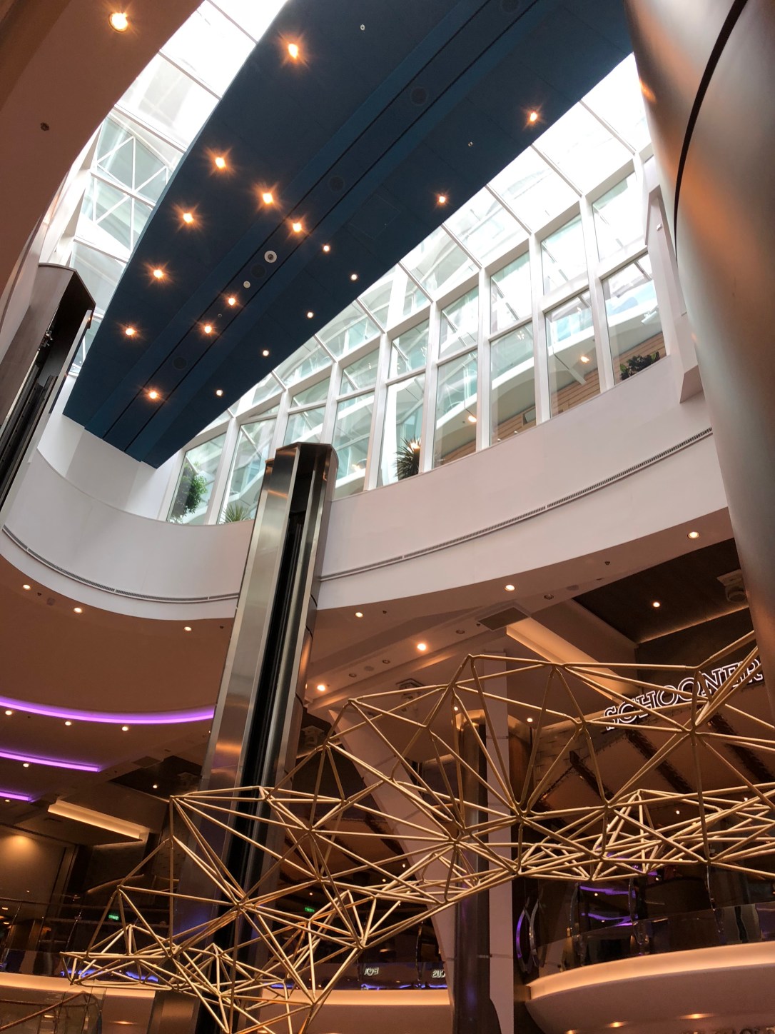 LiVZbwdBQwmVoGt5cMTbzg